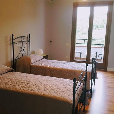 Santa Sofia d'Epiro B&B Sophia מראה חיצוני תמונה